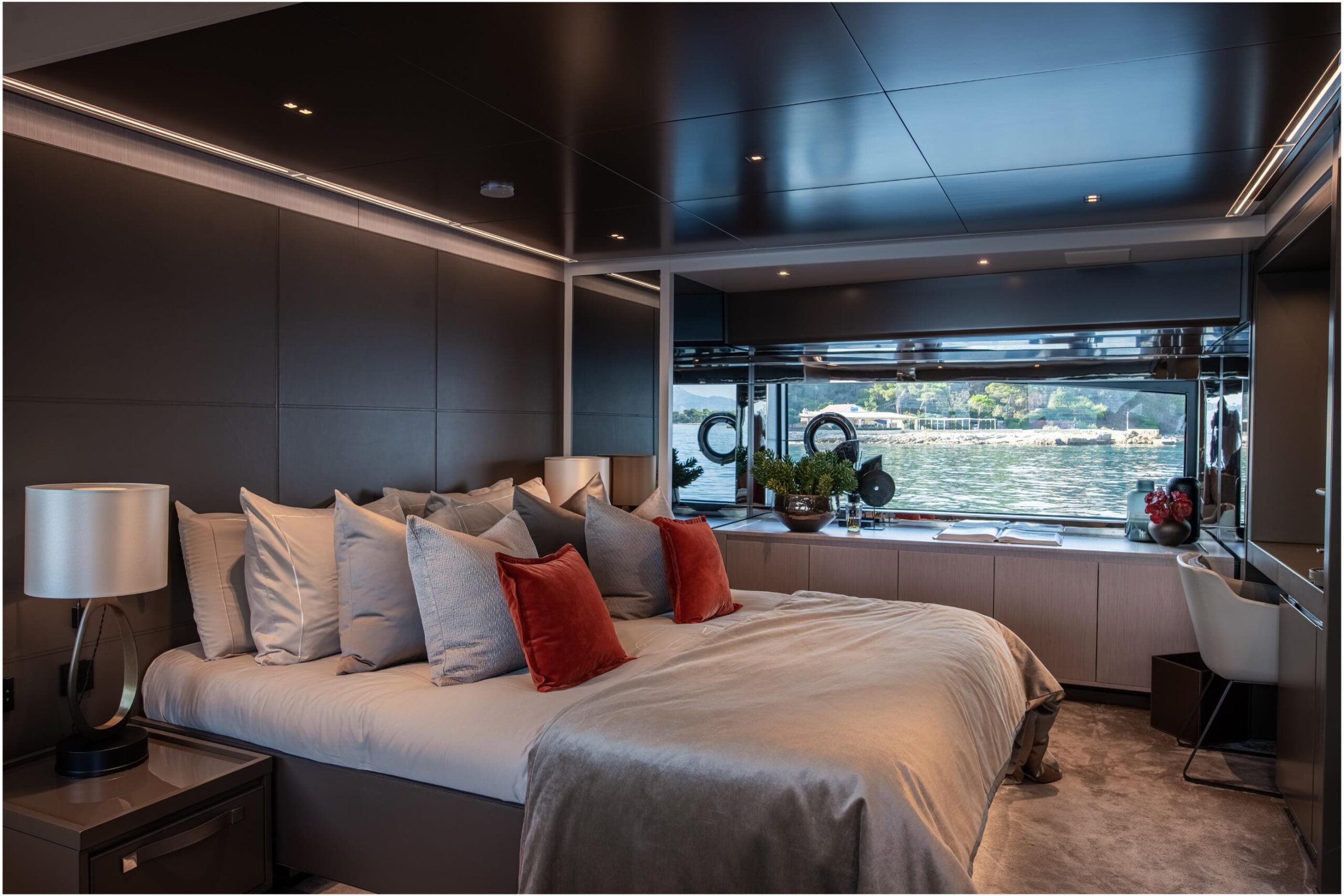 M/Y Ella Riva Argo 90