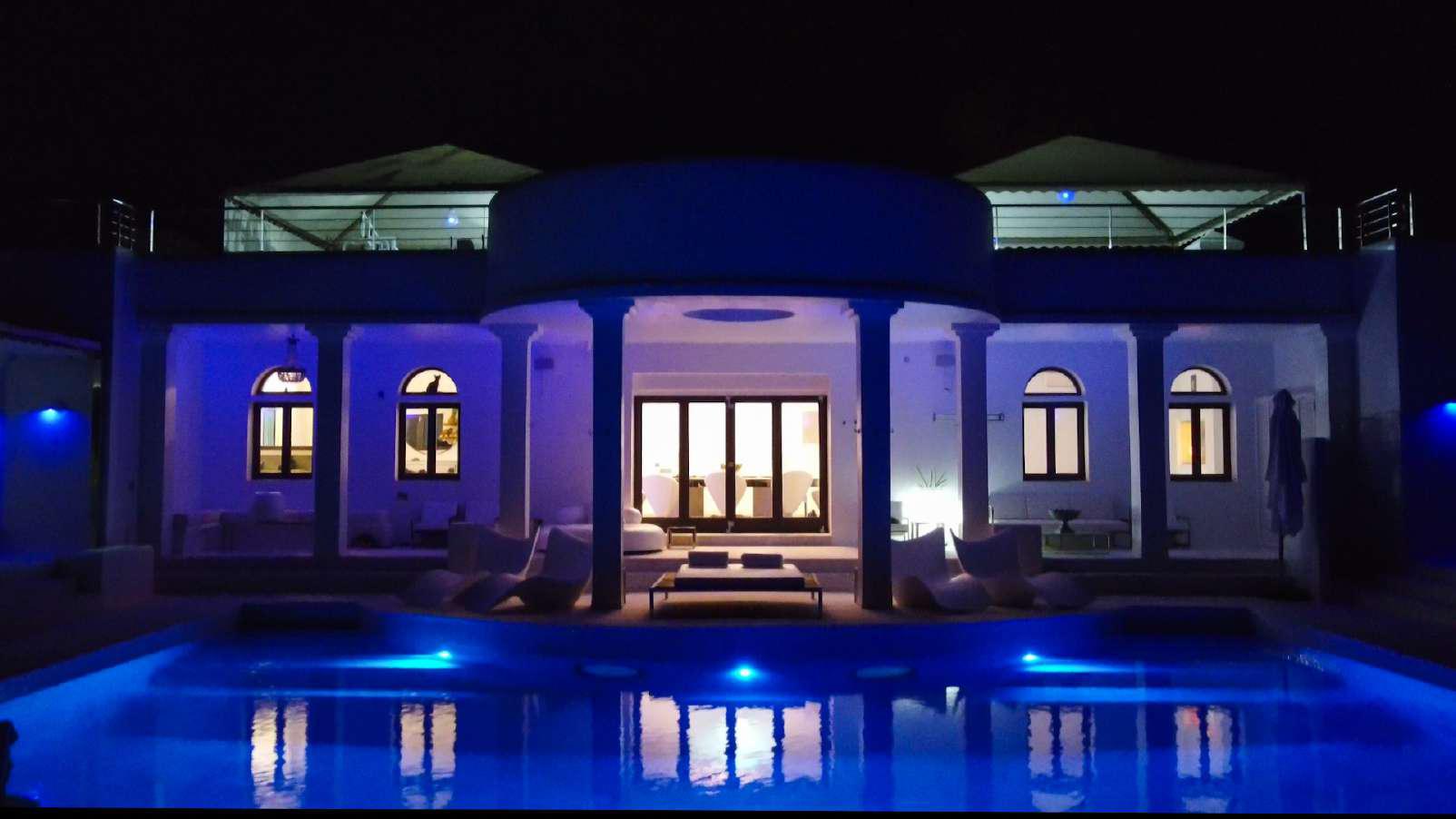 Villa Carmesi