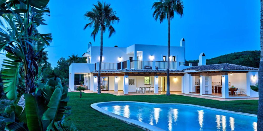 PRIVATE VILLA